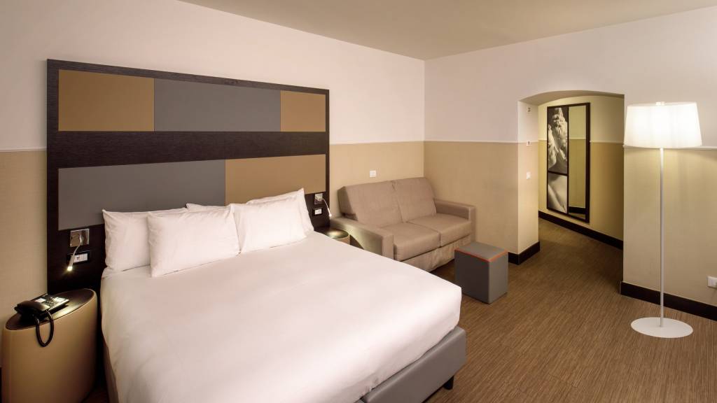 Hotel-Cosmopolita-Roma-Foto-2024-Camera-K1RRQ-LS3