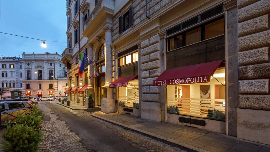 Hotel-Cosmopolita-Roma-Foto-2024-Ingresso-9001